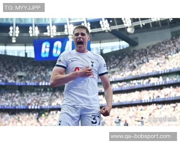 弗兰克盛赞范德芬展望未来俱乐部前景光明令人期待